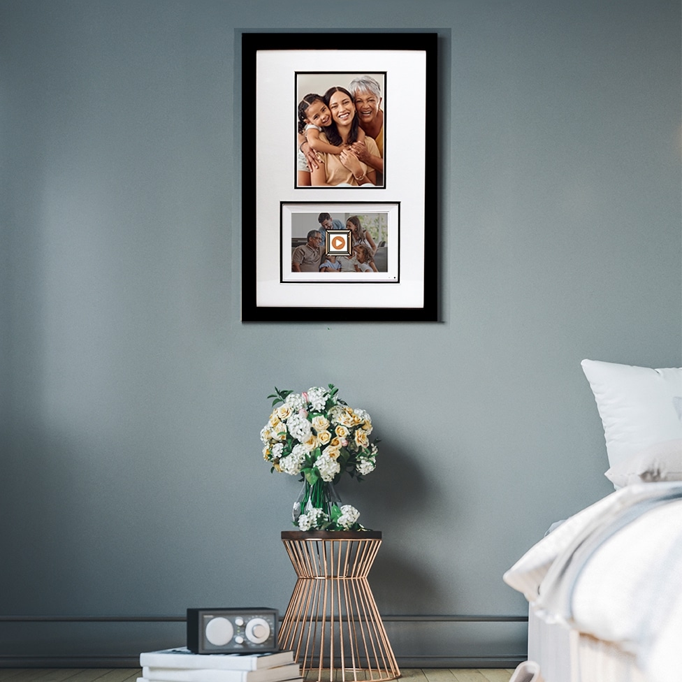 The Vuephoria™ vFrame